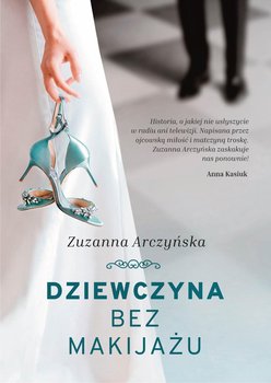 Dziewczyna bez makijażu okładka